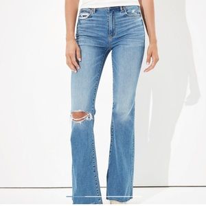 American Eagle 90’s Flare Jeans size 4